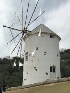 小豆島のオリーブ園の料金と所要時間。魔女の宅急便もあるよ！